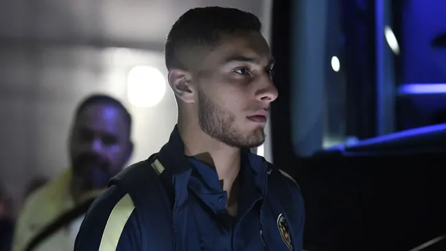 Sebastián Cáceres previo a un partido con América 