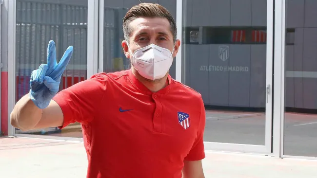 Héctor Herrera después de realizarse las pruebas