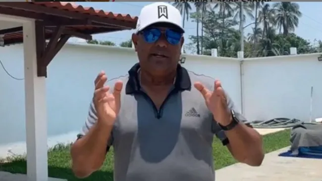 Negro Santos se disculpó por insultar a Raoul Ortiz 