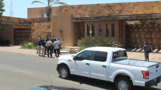 Domicilio de exgobernador de Baja California fue cateado