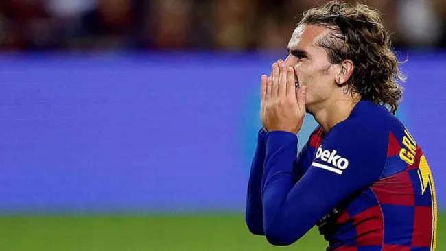 Griezmann se lamenta en una jugada 