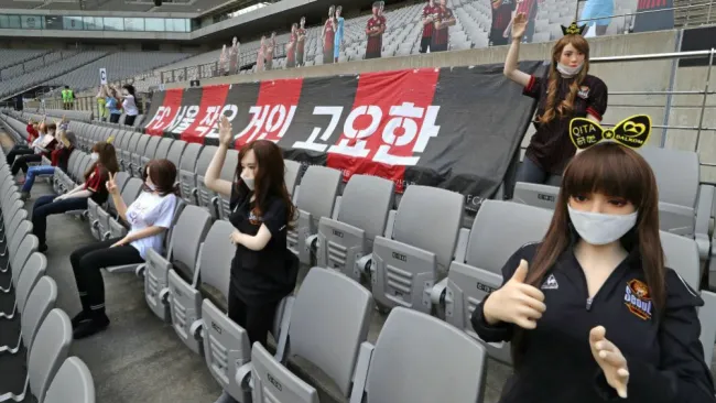 FC Seoul se disculpó por colocar muñecas sexuales en las gradas