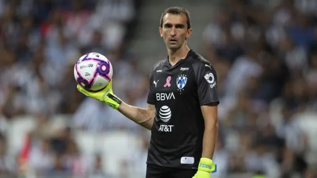 Rayados oficializó la salida de Marcelo Barovero 