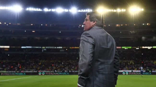Miguel Herrera en el Estadio Morelos