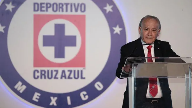 Billy Álvarez, en conferencia de prensa