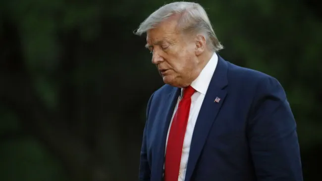 Donald Trump se refugió en búnker de la Casa Blanca