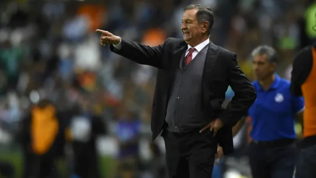 Pachcuca: 'Ojitos' Meza casi llega a los golpes con Damian Álvarez