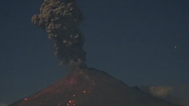 Erupción del Popocatépetl 