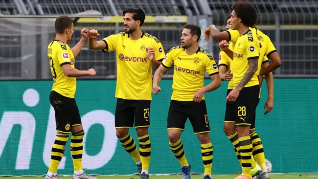 Jugadores de Borussia Dortmund celebrando