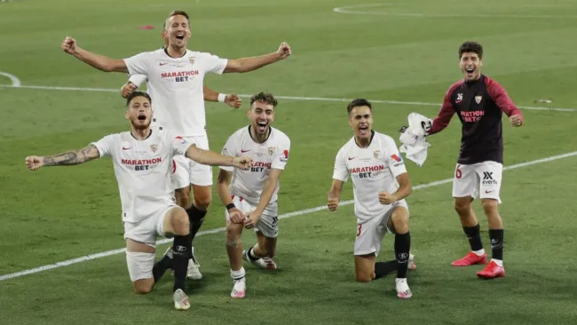 Jugadores del Sevilla en celebración