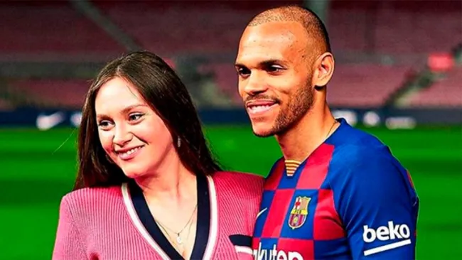 Barcelona: Esposa de Braithwaite creyó que él le era infiel antes de fichar con Barça