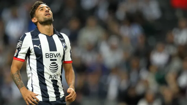  Urretaviscaya en partido con Rayados