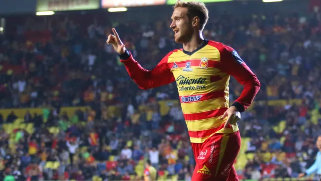 Aristeguieta en celebración de gol