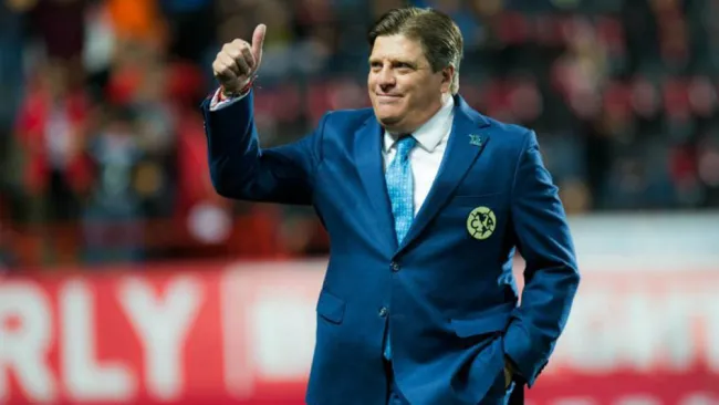 Miguel Herrera durante un juego del América