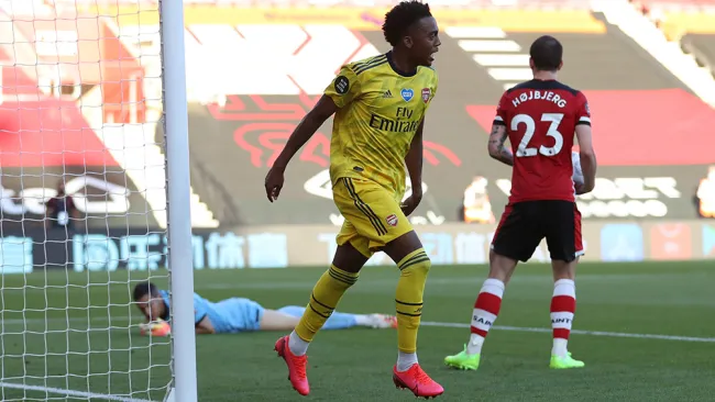 Willock celebra su tanto ante Southampton