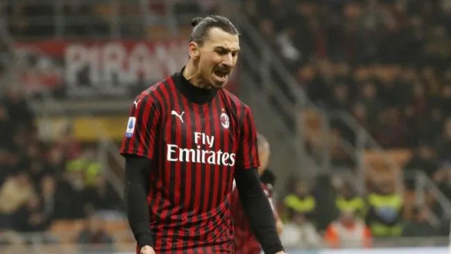 Zlatan Ibrahimovic en lamento con el Milan