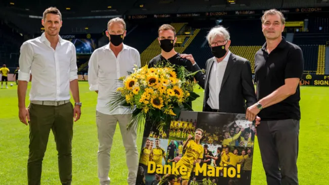 Gotze en despedida con el Dortmund