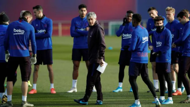 Setién en entrenamiento con Barcelona