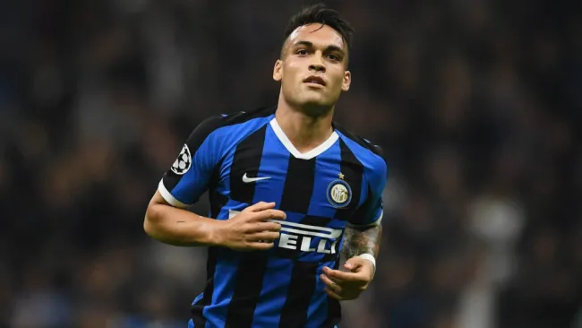 Lautaro Martínez en partido con el Inter de Milan