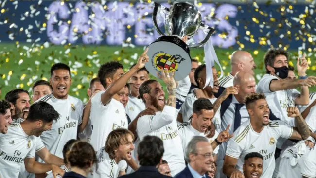 Real Madrid festejando el campeonato de Liga