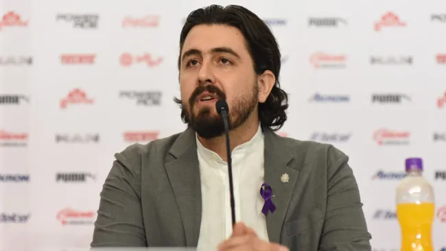 Amaury Vergara en conferencia de prensa