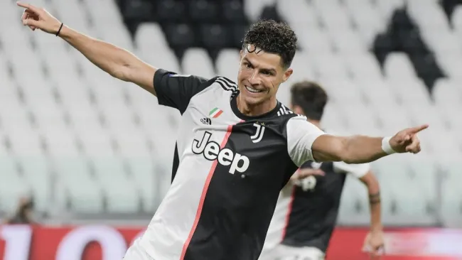 Cristiano Ronaldo celebrando su anotación con la Juventus