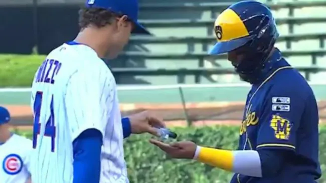 Anthony Rizzo y Orlando Arcia en pleno partido