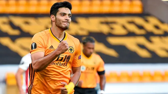 Raúl Jiménez: 'Es difícil despedirnos de una larga, extraña e increíble temporada'