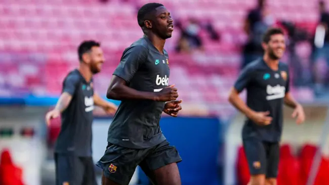 Ousmane Dembélé durante un entrenamiento con Barcelona 