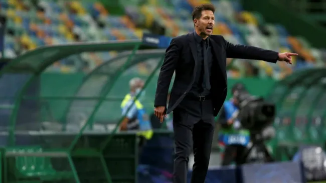 Río Ferdinand: 'Diego Simeone es un lunático'