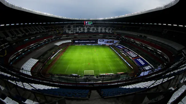 Así lució la cancha del Estadio Azteca