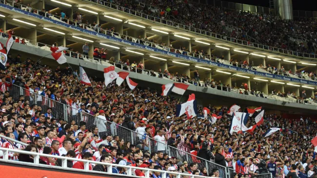 Afición de Chivas previo a un partido