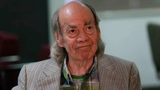 Loco Valdés antes de una presentación