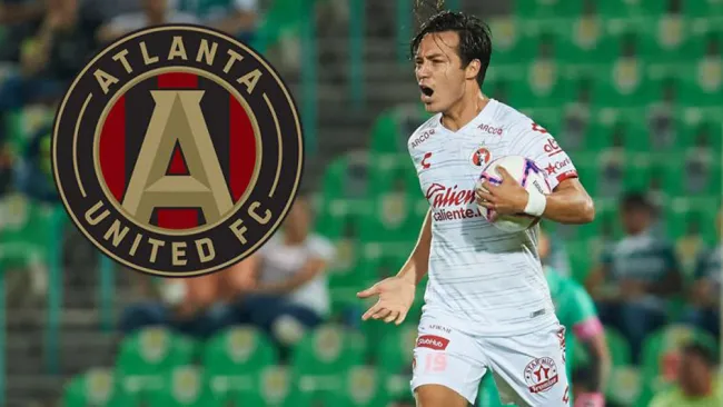 Cubo Torres festeja un gol en su paso por Xolos de Tijuana