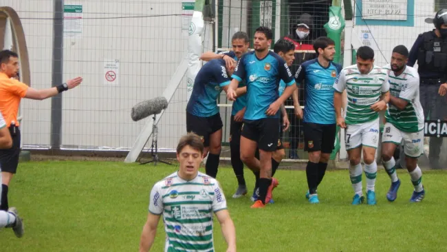 Video: Exequipo de Facundo Waller perdió con autogol de 60 metros