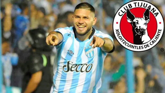 David Barbona celebrando un gol con Racing