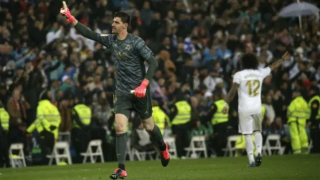 Courtois, en festejo después del Clásico