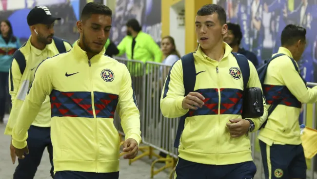 Viñas y Cáceres previo a un partido