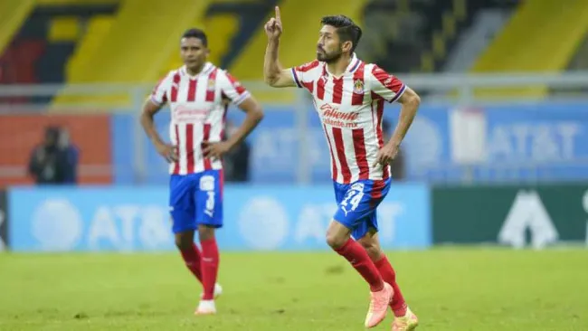 Oribe entrando de cambio ante América