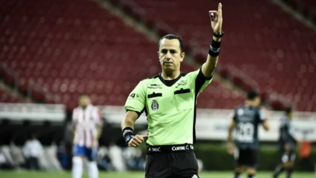 Eduardo Galván Basulto en partido