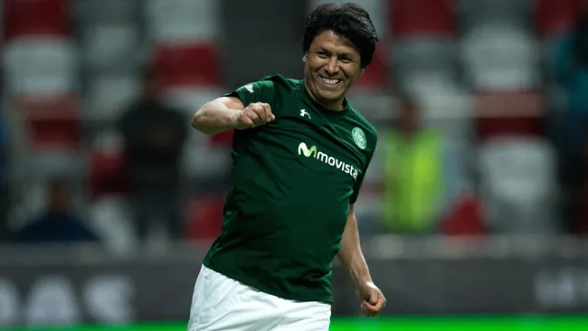 Claudio Suárez durante un Jugo de Leyendas 