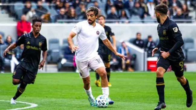 Rodolfo Pizarro en partido con Inter Miami