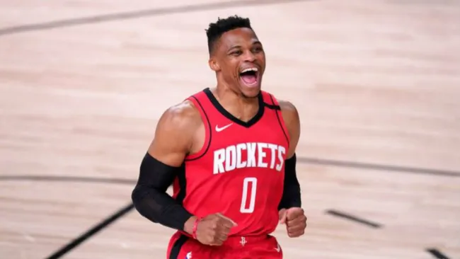 Russell Westbrook en acción con Houston Rockets