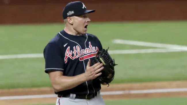 Mark Melancon en festejo con Braves