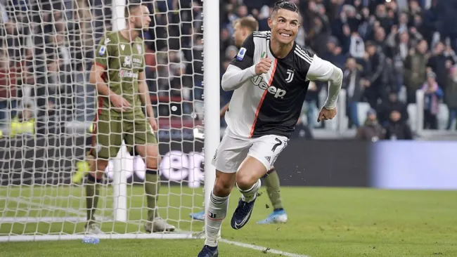 Cristiano Ronaldo festeja un gol con la Juventus 