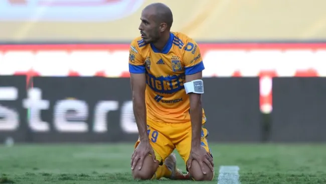 Guido Pizarro en partido con Tigres