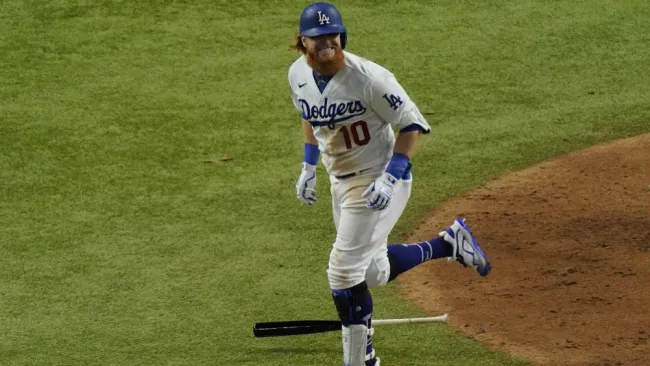 Justin Turner en acción con Dodgers