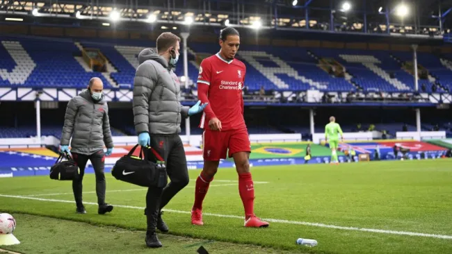 Virgil Van Dijk en lamento con Liverpool