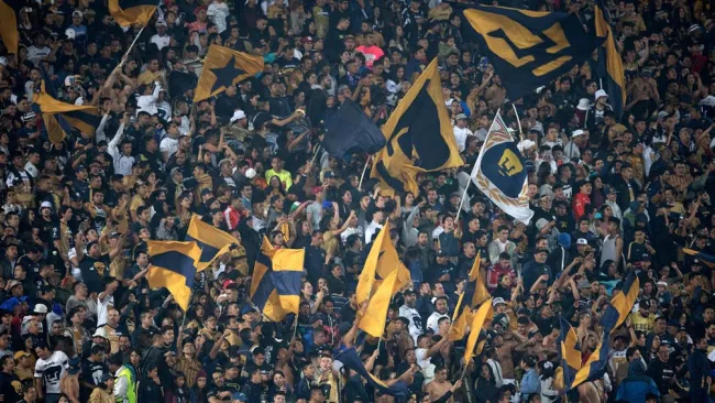 La Rebel apoyando en Ciudad Universitaria 