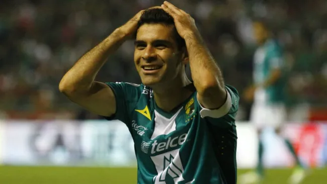 Rafael Márquez riendo como jugador del León